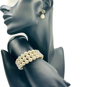 Mid-Century Faux Pearl Memory Wire Wrap Bracelet & 1980s Rhinestone Earring Set